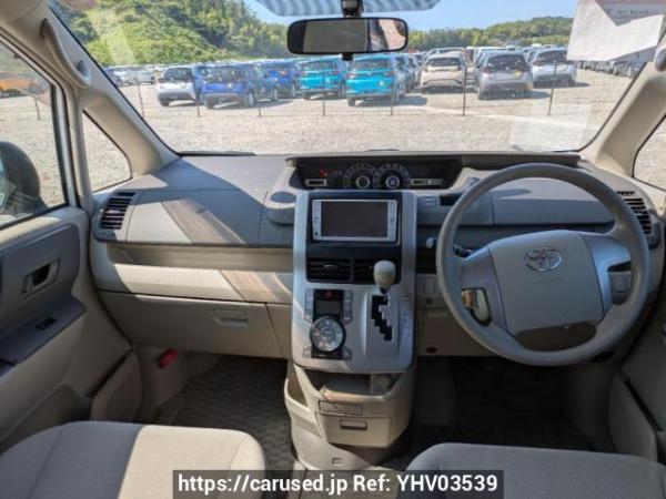 Used 2009 AT toyota noah ZRR70G Image[14]