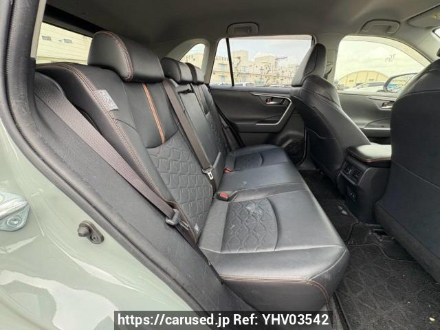 Buy Used 2020 Toyota RAV4 MXAA54 (YHV03542) - Carused.jp