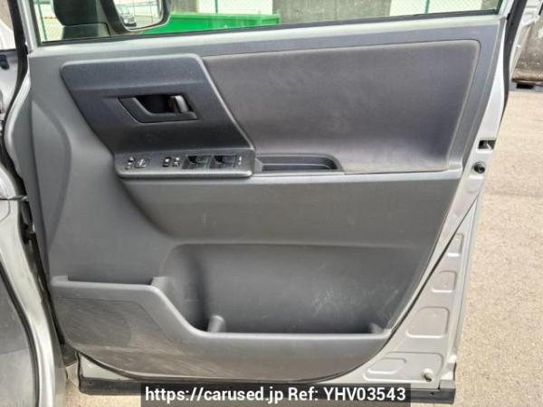 Used 2009 AT toyota noah ZRR70G Image[28]