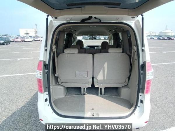 Used 2009 AT toyota noah ZRR70G Image[8]