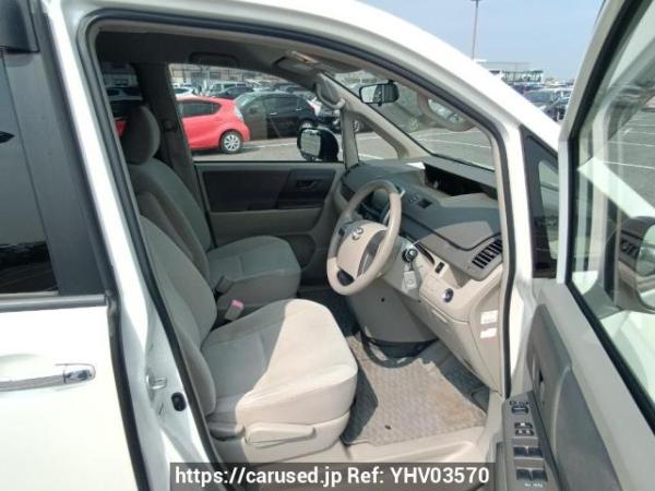 Used 2009 AT toyota noah ZRR70G Image[12]