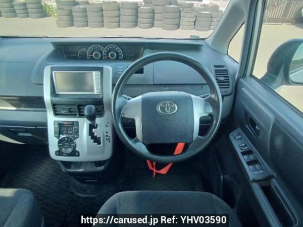 Used 2010 AT toyota noah ZRR70G Image[20]