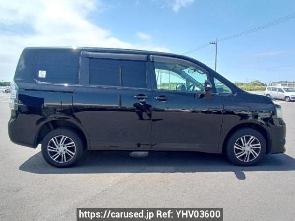 Used 2009 AT toyota voxy ZRR75G Image[7]