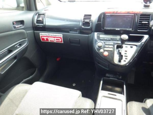 Used 2005 AT toyota wish ZNE10G Image[18]