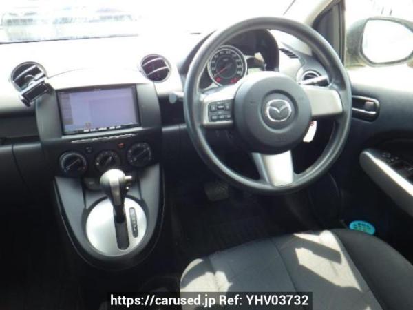 Used 2013 AT mazda demio DE3FS Image[17]