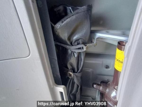 Used 2003 AT toyota hilux-surf RZN215W Image[41]
