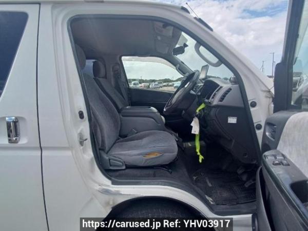 Used 2006 AT toyota regiusace-van KDH200V Image[12]