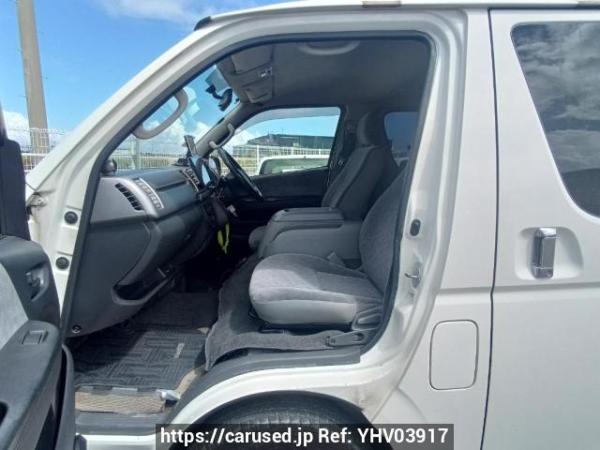 Used 2006 AT toyota regiusace-van KDH200V Image[13]