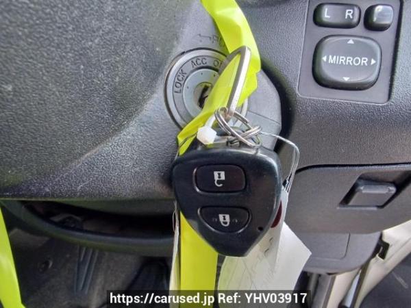 Used 2006 AT toyota regiusace-van KDH200V Image[25]