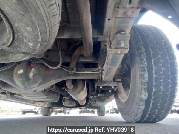 Used 2005 AT toyota regiusace-van KDH200V Image[37]
