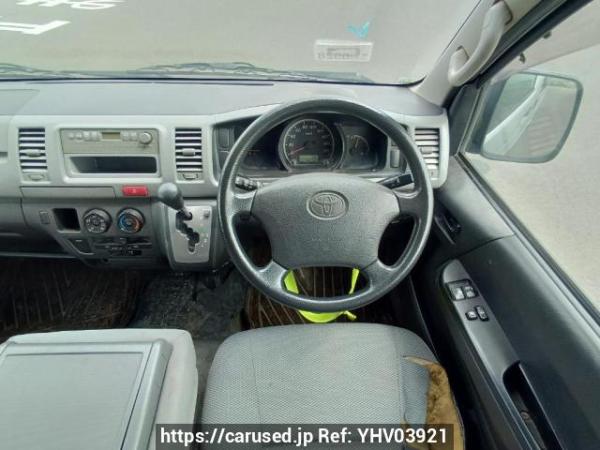 Used 2005 AT toyota regiusace-van KDH205V Image[19]