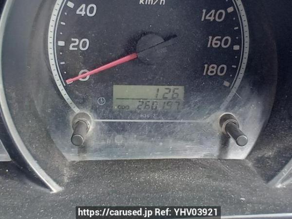 Used 2005 AT toyota regiusace-van KDH205V Image[24]