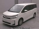 Toyota Voxy ZRR80Gカイ
