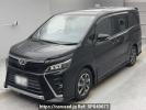 Toyota Voxy ZRR80W