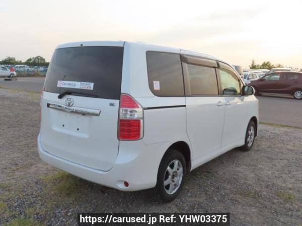 Used 2007 AT toyota noah ZRR75G Image[6]