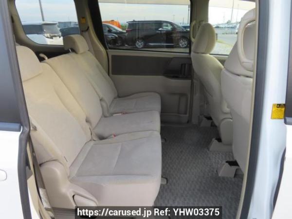Used 2007 AT toyota noah ZRR75G Image[13]