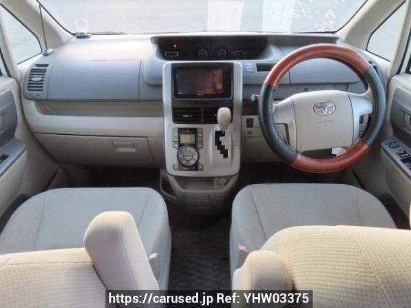Used 2007 AT toyota noah ZRR75G Image[17]