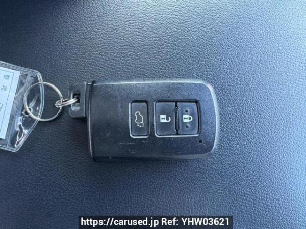 Used 2014 AT toyota harrier ZSU60W Image[28]
