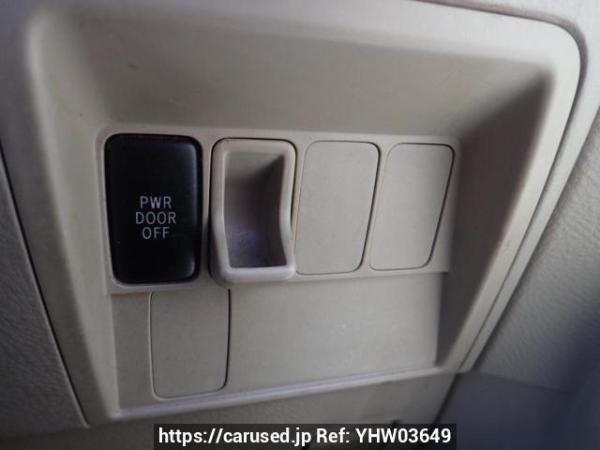 Used 2005 AT toyota raum NCZ20 Image[22]