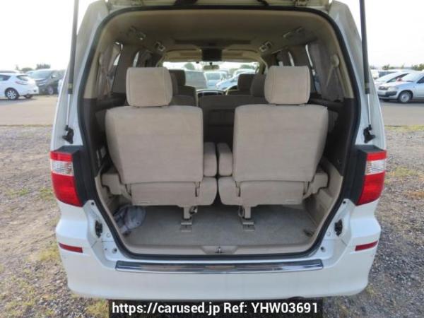 Used 2004 AT toyota alphard MNH10W Image[8]