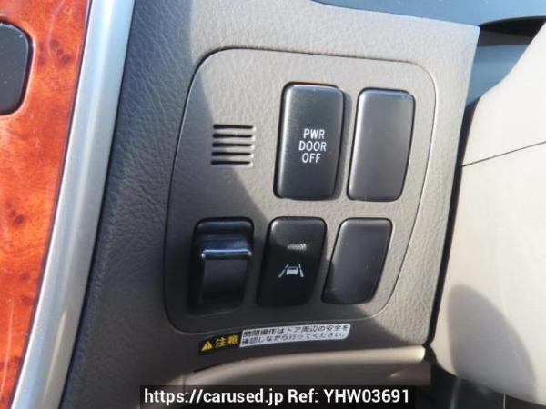 Used 2004 AT toyota alphard MNH10W Image[27]
