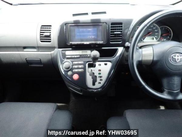 Used 2005 AT toyota wish ZNE10G Image[22]