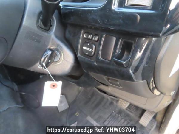 Used 2005 AT toyota hiace-van KDH205V Image[23]