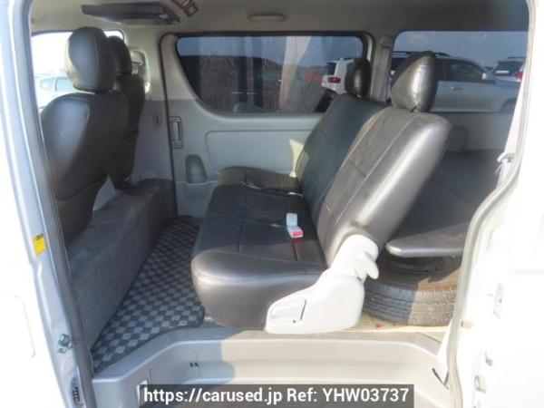 Used 2005 AT toyota regiusace-van TRH200V Image[19]