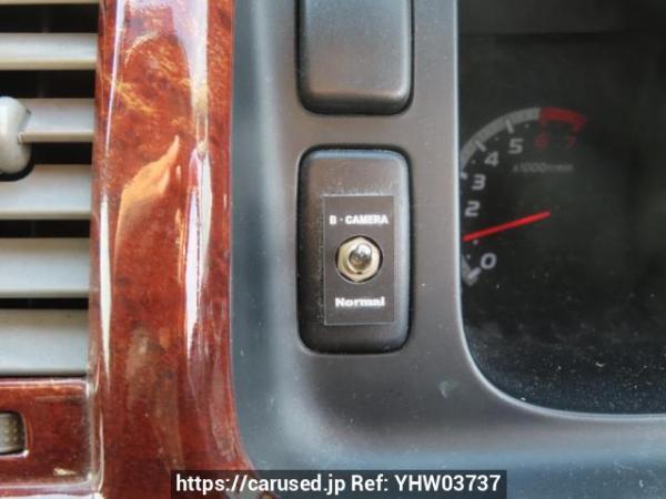 Used 2005 AT toyota regiusace-van TRH200V Image[32]