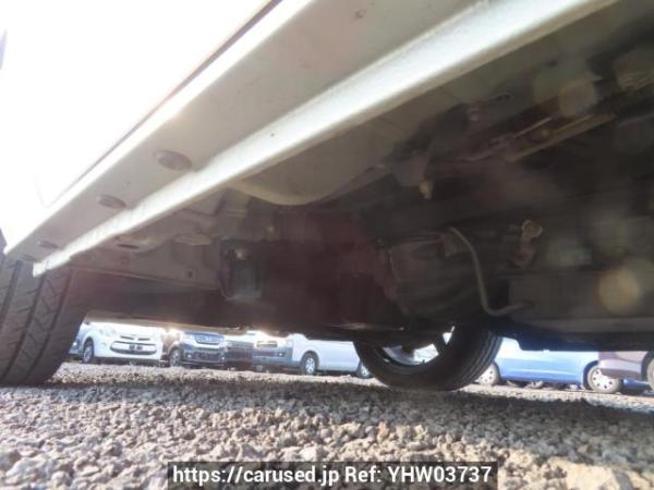 Used 2005 AT toyota regiusace-van TRH200V Image[40]