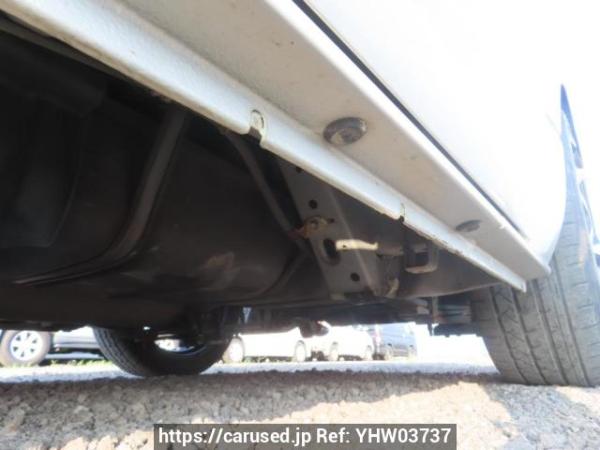 Used 2005 AT toyota regiusace-van TRH200V Image[43]