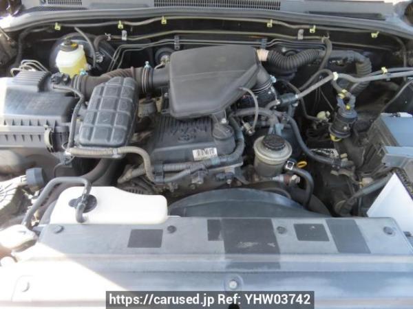 Used 2005 AT toyota hilux-surf TRN215W Image[10]