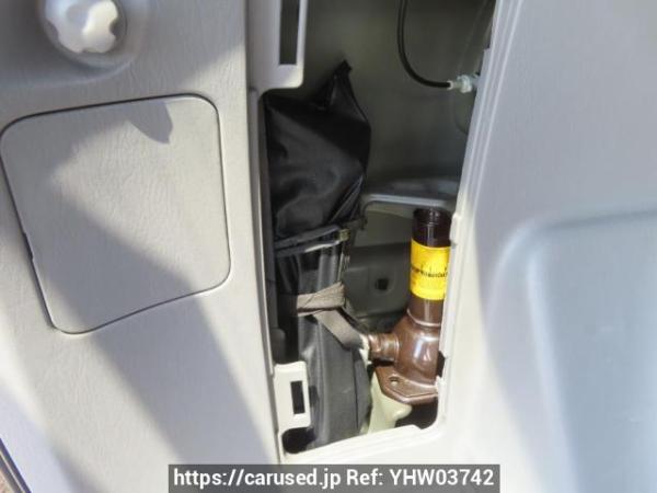 Used 2005 AT toyota hilux-surf TRN215W Image[44]