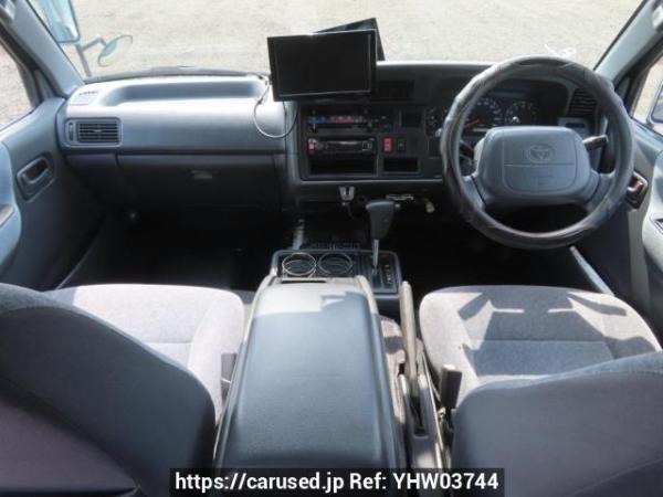Used 2003 AT toyota regiusace-van TRH112V Image[15]