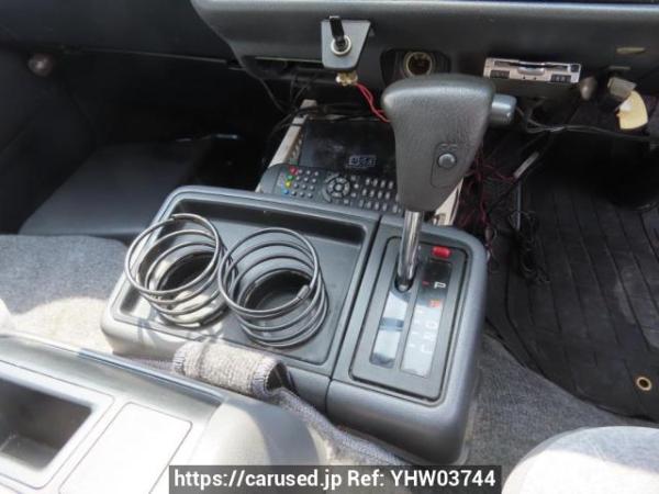 Used 2003 AT toyota regiusace-van TRH112V Image[21]