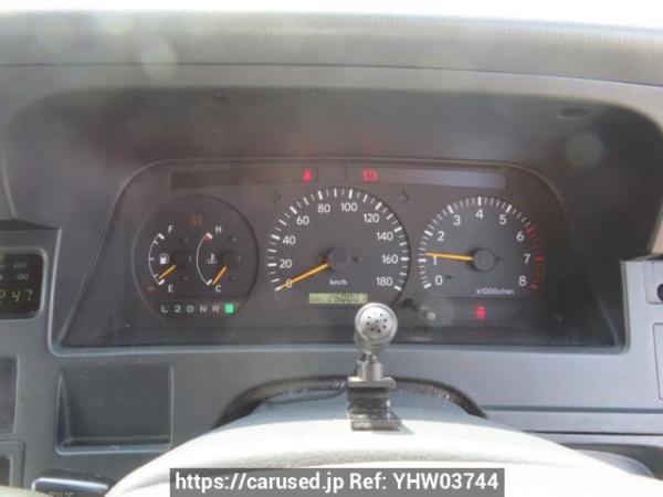 Used 2003 AT toyota regiusace-van TRH112V Image[22]