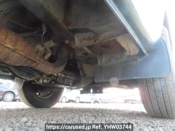 Used 2003 AT toyota regiusace-van TRH112V Image[33]