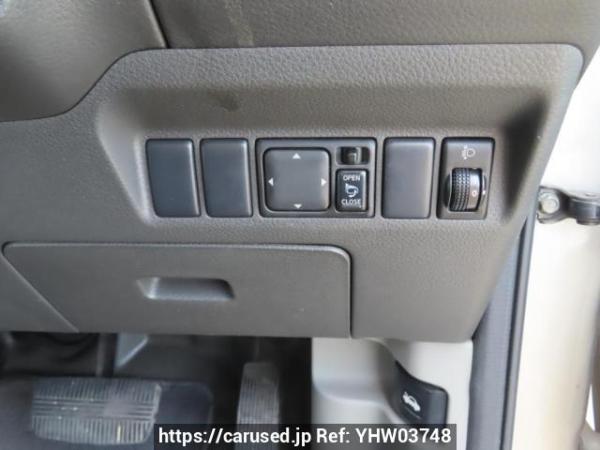 Used 2005 AT nissan x-trail NT30 Image[31]