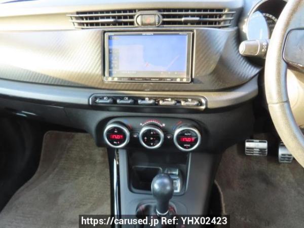 Used 2012 AT alfa-romeo giulietta 940141 Image[17]