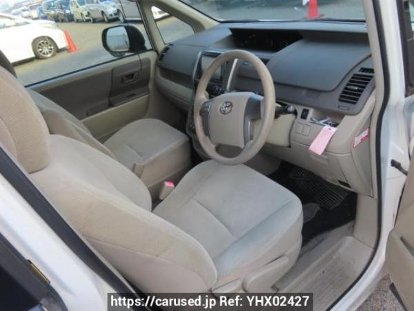 Used 2009 AT toyota noah ZRR70G Image[12]