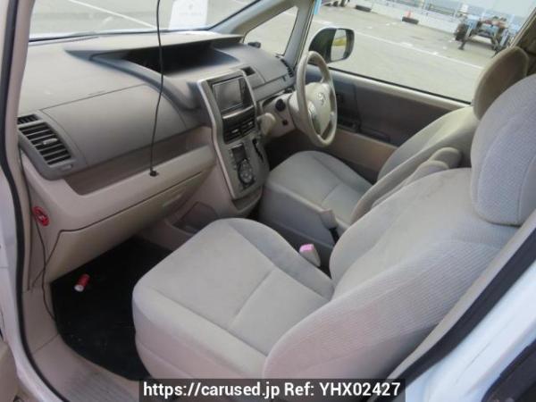 Used 2009 AT toyota noah ZRR70G Image[14]