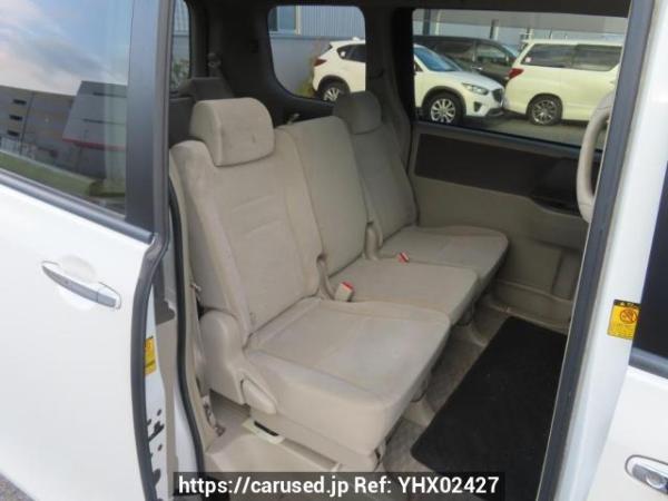 Used 2009 AT toyota noah ZRR70G Image[17]