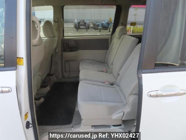 Used 2009 AT toyota noah ZRR70G Image[18]