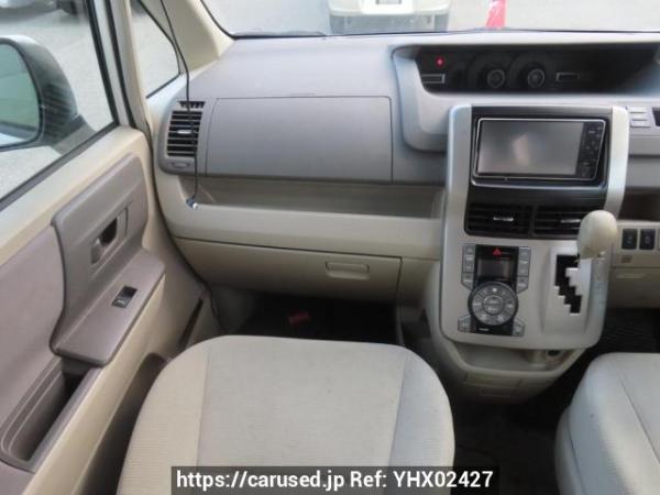 Used 2009 AT toyota noah ZRR70G Image[24]