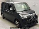 Toyota Roomy M900A