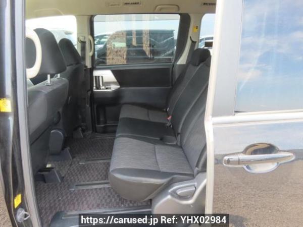 Used 2010 AT toyota noah ZRR70W Image[14]