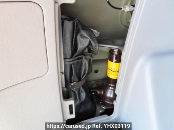 Used 2005 AT toyota hilux-surf TRN215W Image[41]