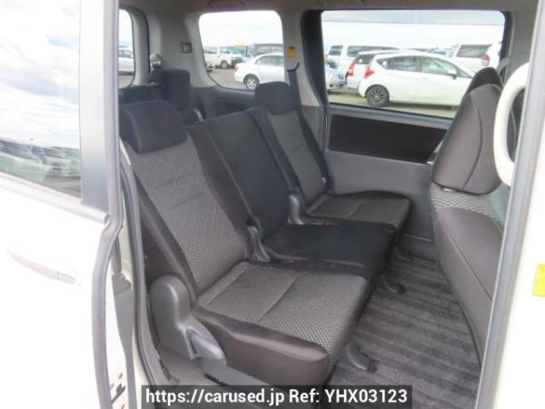 Used 2008 AT toyota noah ZRR70W Image[18]