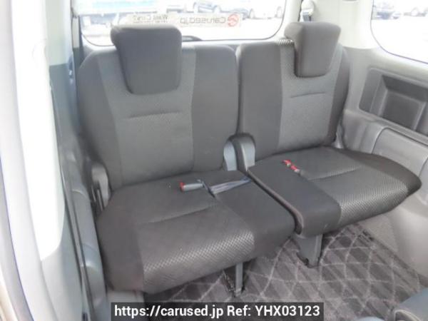 Used 2008 AT toyota noah ZRR70W Image[22]
