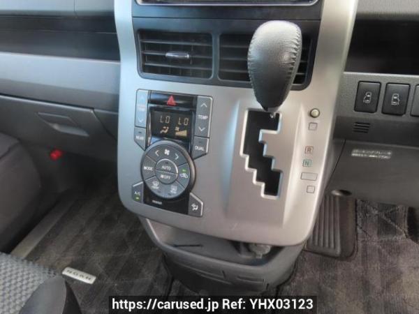 Used 2008 AT toyota noah ZRR70W Image[28]